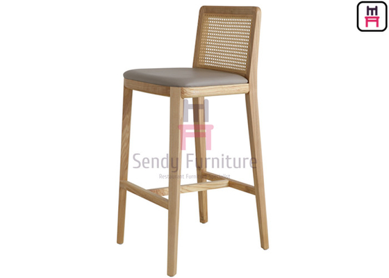 Tamaño H75cm Ash Wood Frame Without Armrest sólido del taburete de bar de la parte posterior de la rota del vintage