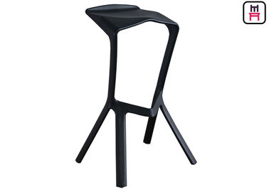 Serie apilable minimalista del diseñador de los taburetes de bar del restaurante de Nodic con color de encargo