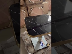 Modelo oval del mármol de la forma de cerámica con la mesa de comedor de oro de la costura