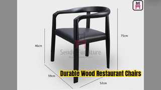 El restaurante de madera preside el asiento durable del final de la nuez